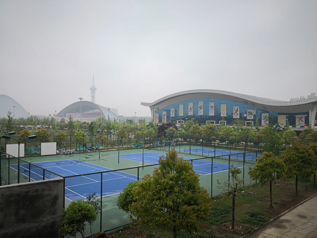 体育中心网球场(图1)